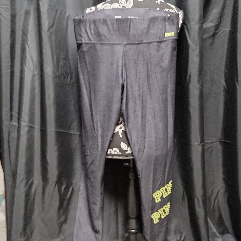 PINK Victoria's Secret Women's Black Leggings